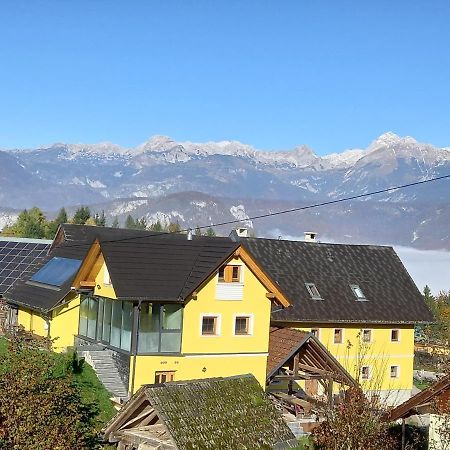 Tubej Mountain Room With Terase Bohinjska Bistrica Bagian luar foto